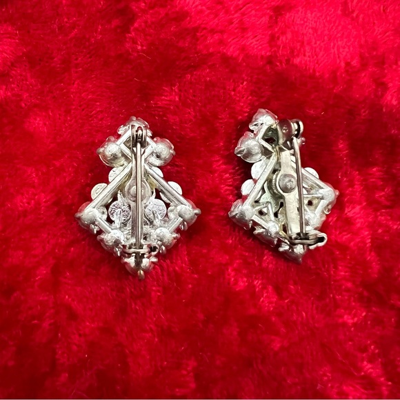 Vintage Rhinestone Scatter Pin Set - Picture 3 of 6